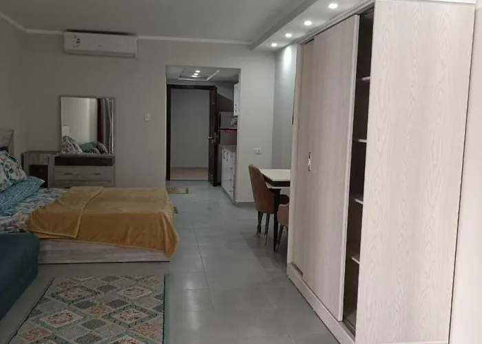 Seaview Steps From Downtown, Free Wifi Appartement Hurghada