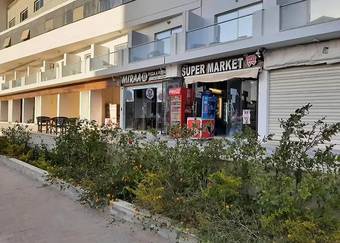 Seaview Steps From Downtown, Free Wifi * Hurghada